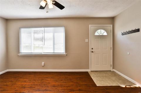 218 Lindy Blvd, Ballwin, MO 63021 photo 4
