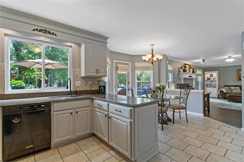 306 Fox Den, Ballwin, MO 63021 photo 14