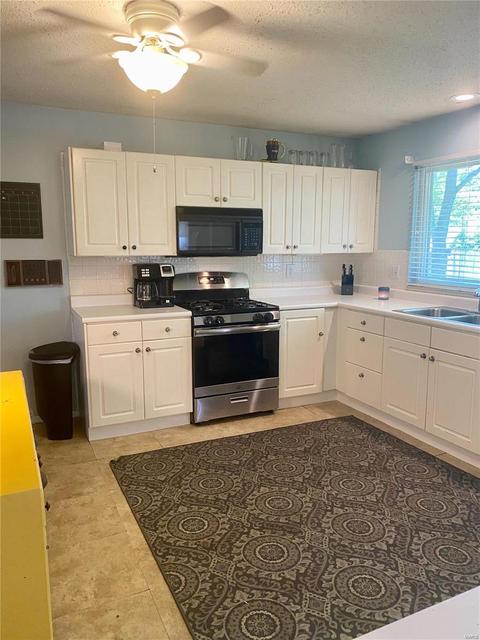 214 Shadyoak Dr, Ballwin, MO 63021 photo 9