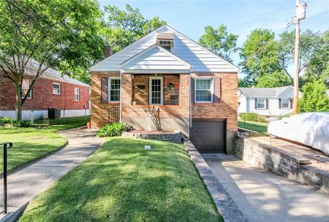 9050 Patrick Dr, Saint Louis, MO 63114 photo 1