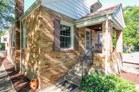 9050 Patrick Dr, Saint Louis, MO 63114 photo 5