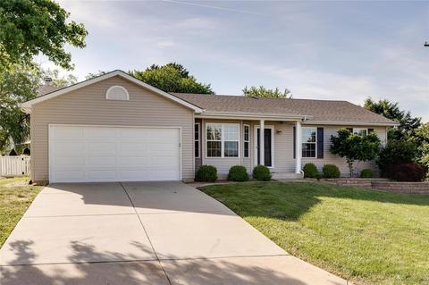 2620 Stillwater Dr, O'fallon, MO 63368 photo 1