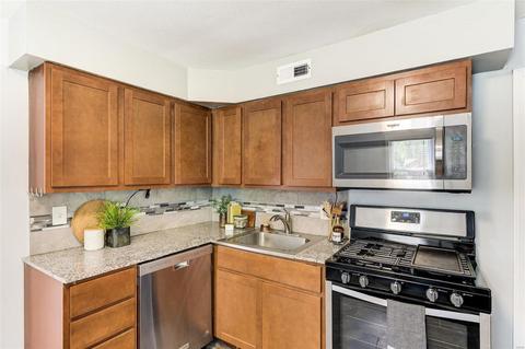 4124 Wright Ave, Saint Ann, MO 63074 photo 5