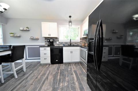 210 Geranium Dr, O'fallon, MO 63366 photo 11