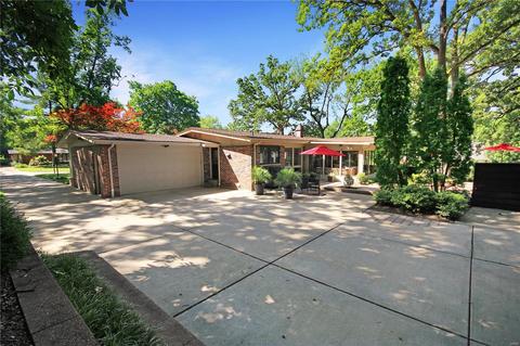 401 Oakmont Cir, Ballwin, MO 63011 photo 27