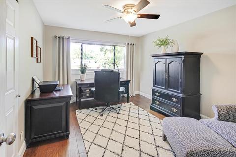 401 Oakmont Cir, Ballwin, MO 63011 photo 21
