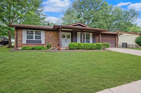 564 Golfwood Dr, Ballwin, MO 63021 photo 25
