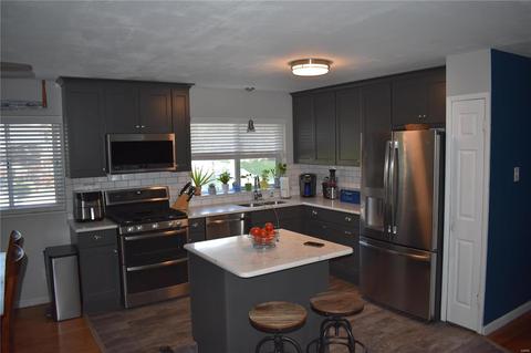 914 Brookvale Ter, Ballwin, MO 63021 photo 3