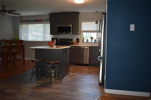 914 Brookvale Ter, Ballwin, MO 63021 photo 4