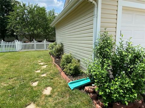 1704 Stoney Terrace Dr, Ballwin, MO 63021 photo 4