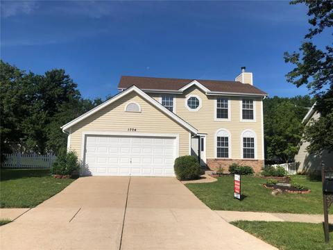 1704 Stoney Terrace Dr, Ballwin, MO 63021 photo 1