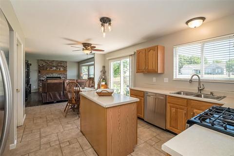 1369 Sunview Dr, O'fallon, MO 63366 photo 12