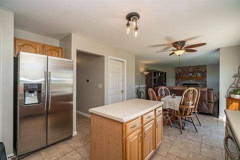 1369 Sunview Dr, O'fallon, MO 63366 photo 14