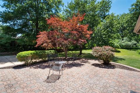 414 Tamarack Dr, Ballwin, MO 63011 photo 4