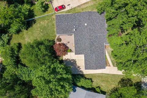 414 Tamarack Dr, Ballwin, MO 63011 photo 9