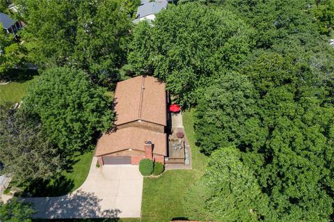 1513 Towne Dr, Ellisville, MO 63011 photo 2