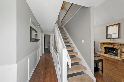 1637 Award Dr, Manchester, MO 63021 photo 2