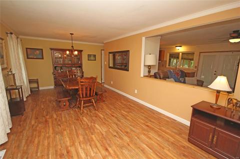 917 Napoli Dr, Ballwin, MO 63021 photo 2