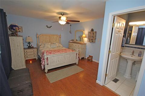 917 Napoli Dr, Ballwin, MO 63021 photo 9