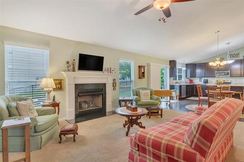 1402 Noyack Dr, O'fallon, MO 63366 photo 8