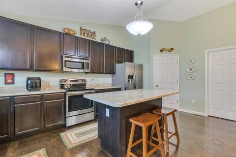 1402 Noyack Dr, O'fallon, MO 63366 photo 12