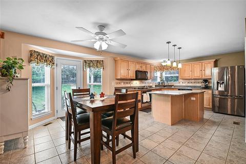 737 Whispering Forest Dr, Ballwin, MO 63021 photo 6