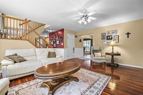 737 Whispering Forest Dr, Ballwin, MO 63021 photo 9