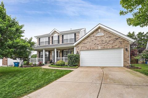 737 Whispering Forest Dr, Ballwin, MO 63021 photo 2
