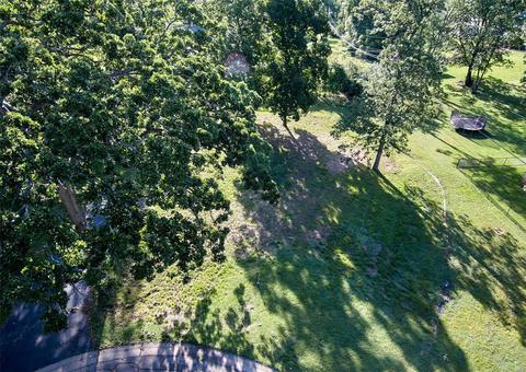 232 Victor Ct, Ballwin, MO 63021 photo 9