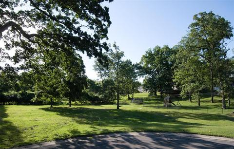 232 Victor Ct, Ballwin, MO 63021 photo 3