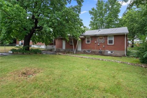 1226 Wentworth, Saint Louis, MO 63137 photo 18