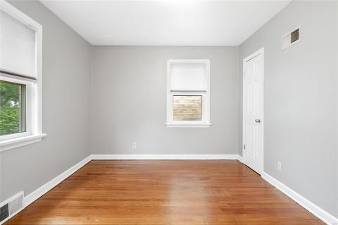 1226 Wentworth, Saint Louis, MO 63137 photo 10