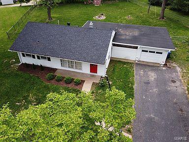 105 Robin Hl, Ballwin, MO 63021 photo 2