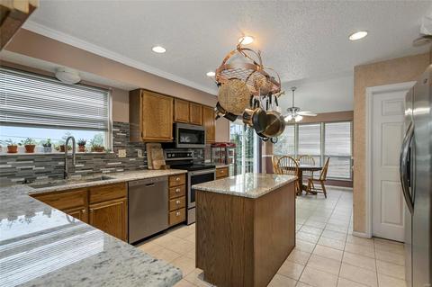 2033 Alexandria Row, O'fallon, MO 63368 photo 2