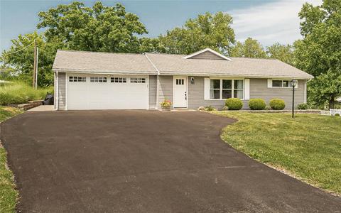 703 Connie Ln, Manchester, MO 63021 photo 1