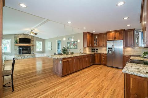 703 Connie Ln, Manchester, MO 63021 photo 9