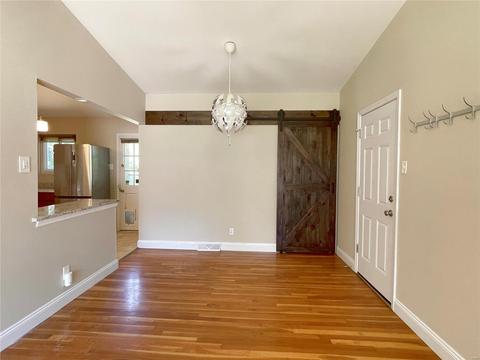 1216 Cimarron Dr, Saint Louis, MO 63132 photo 7