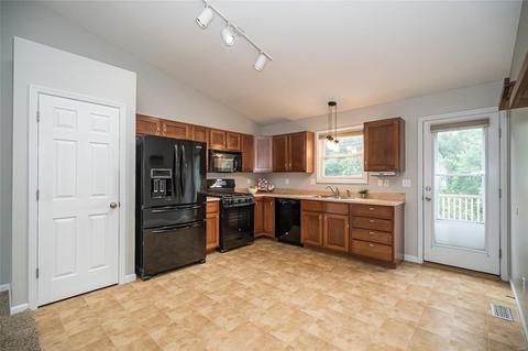 1013 Batters Box Ct, O'fallon, MO 63366 photo 7