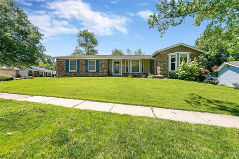 804 Windingpath Ln, Ballwin, MO 63021 photo 1