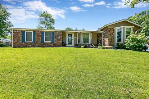 804 Windingpath Ln, Ballwin, MO 63021 photo 3