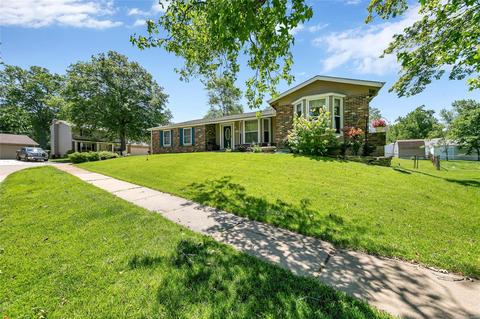804 Windingpath Ln, Ballwin, MO 63021 photo 2