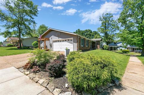 804 Windingpath Ln, Ballwin, MO 63021 photo 4