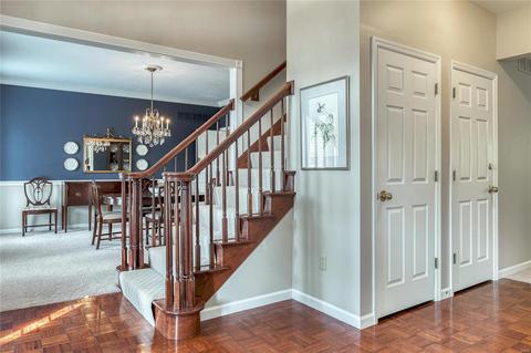 427 Winding Oaks Ct, Ballwin, MO 63021 photo 4