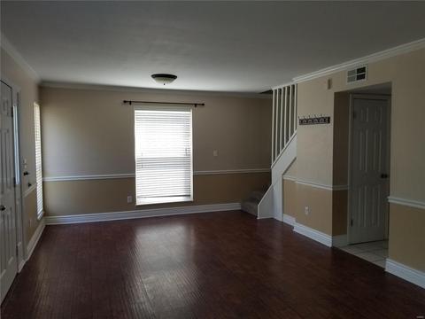 421 Far Hill Dr, Ballwin, MO 63021 photo 5