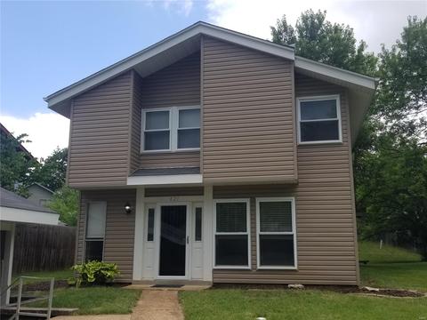 421 Far Hill Dr, Ballwin, MO 63021 photo 1