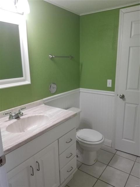 421 Far Hill Dr, Ballwin, MO 63021 photo 10