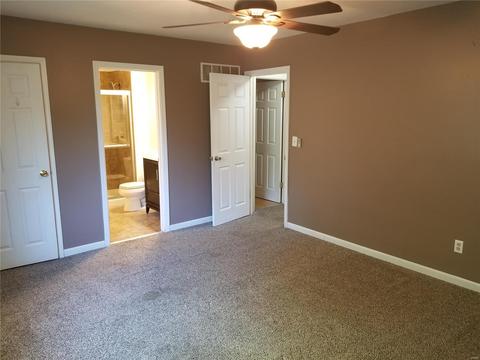 421 Far Hill Dr, Ballwin, MO 63021 photo 11