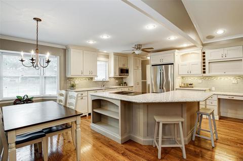 512 Lering, Ballwin, MO 63011 photo 5