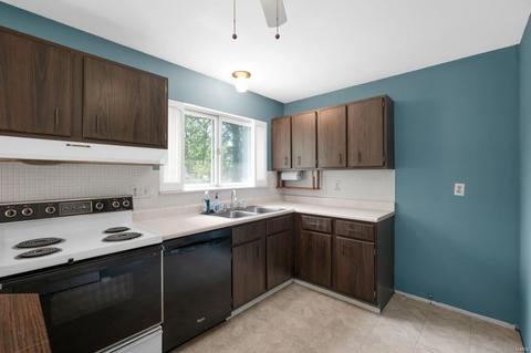 306 Warwick Ln, Manchester, MO 63021 photo 16