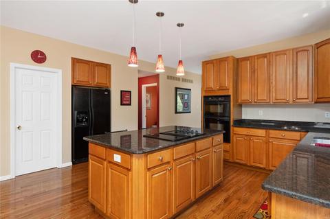970 Stone Spring Dr, Eureka, MO 63025 photo 10